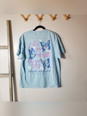 SIMPLY SOUTHERN WOMEN'S LIGHT BLUE SHORT SLEEVE TEE SIZE XL